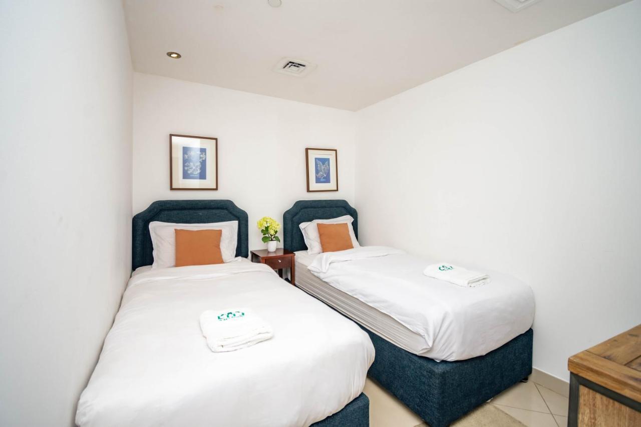 Stylish And Sleek 1 Bed + Study Near The Jbr * Dubai