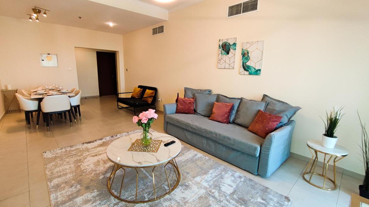La Buena Vida Homes Large 2br Near Burj Khalifa & Mall Daire Dubai