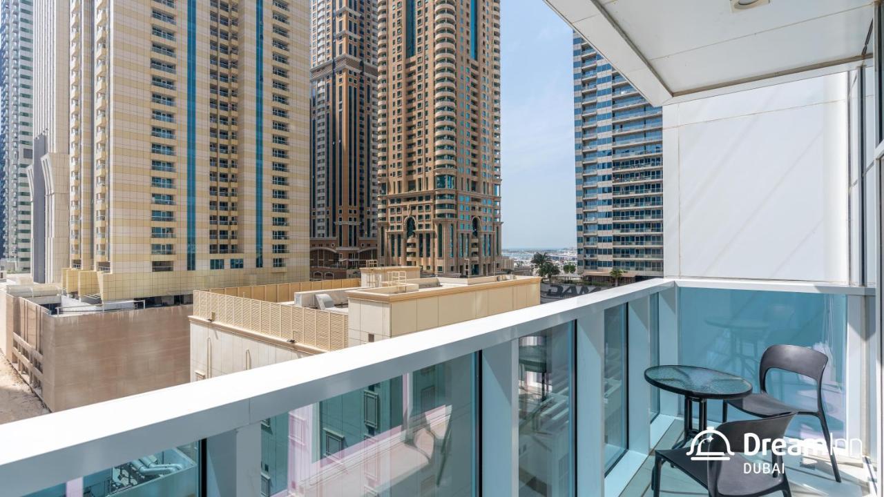 Apartment Dream - Marina Arcade Tower