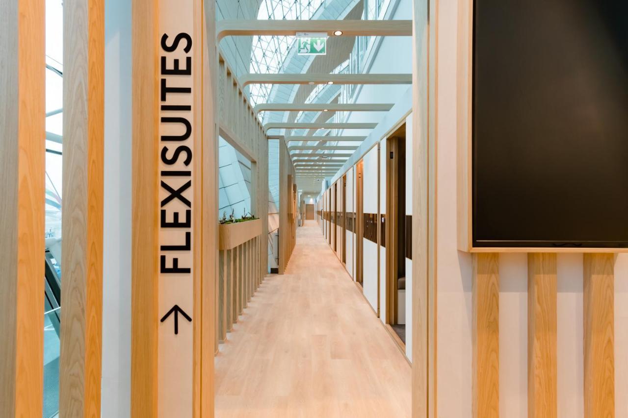 Capsule hotel Sleep 'n Fly Sleep Lounge, B-gates Terminal 3 - Transit Only *