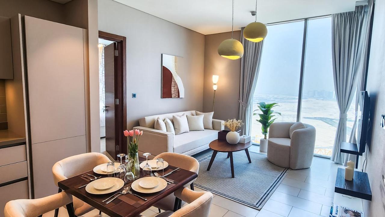 By Latinem Luxury 2br Holiday Cvr A2707 Near Burj Khalifa Apartment *