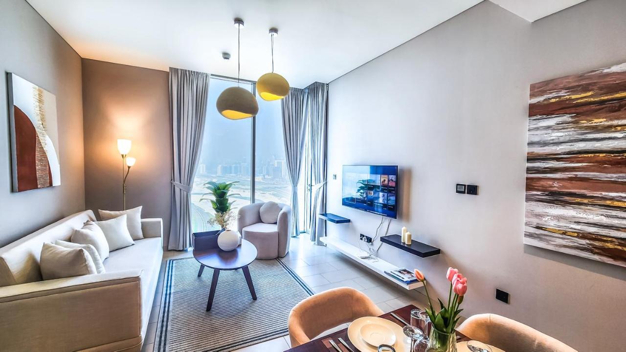 By Latinem Luxury 2br Holiday Cvr A2707 Near Burj Khalifa Apartment *