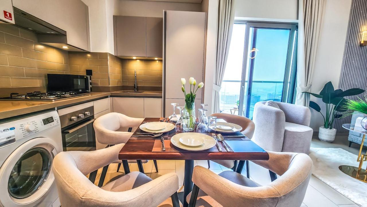 By Latinem Luxury 1br Cvr A2309 Near Burj Khalifa Apartment Dubai