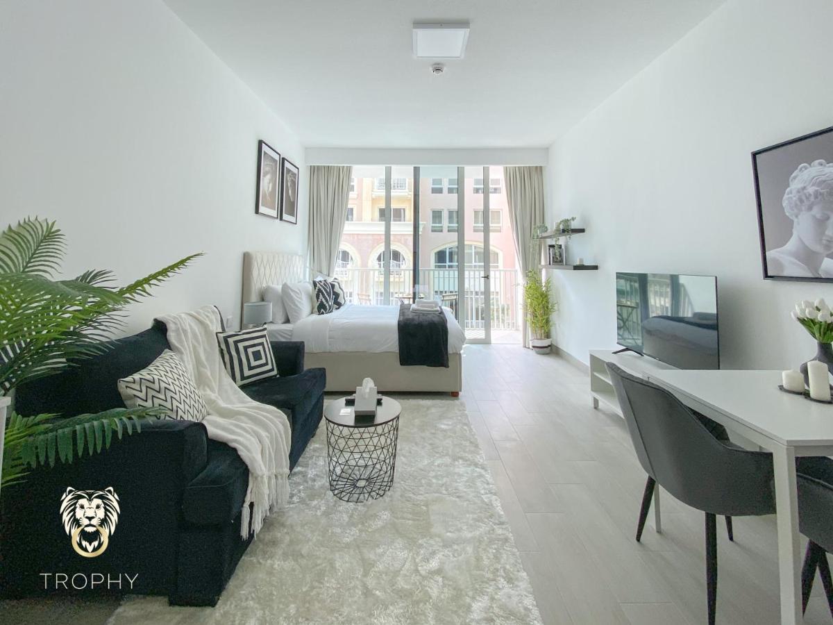 Apartment Stylish In Jvc With Contemporary Dubai
