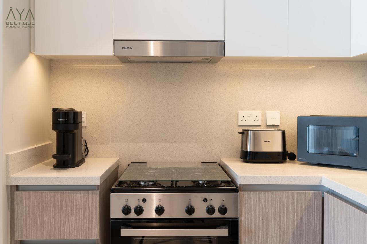 Elegant Luxury With Stunning Views In Creek Harbour Apartment