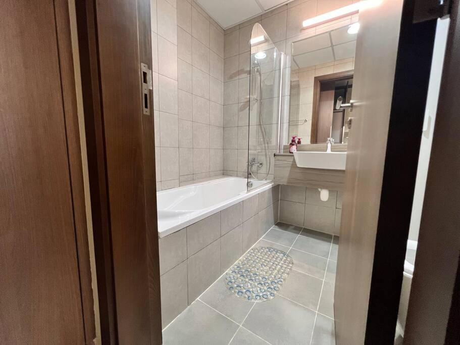 Daire Spacious 2 Bed - Family *