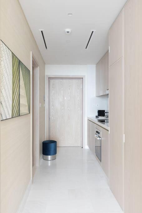 Palm Tower St. Regis Amazing View High-end Apartment Dubai