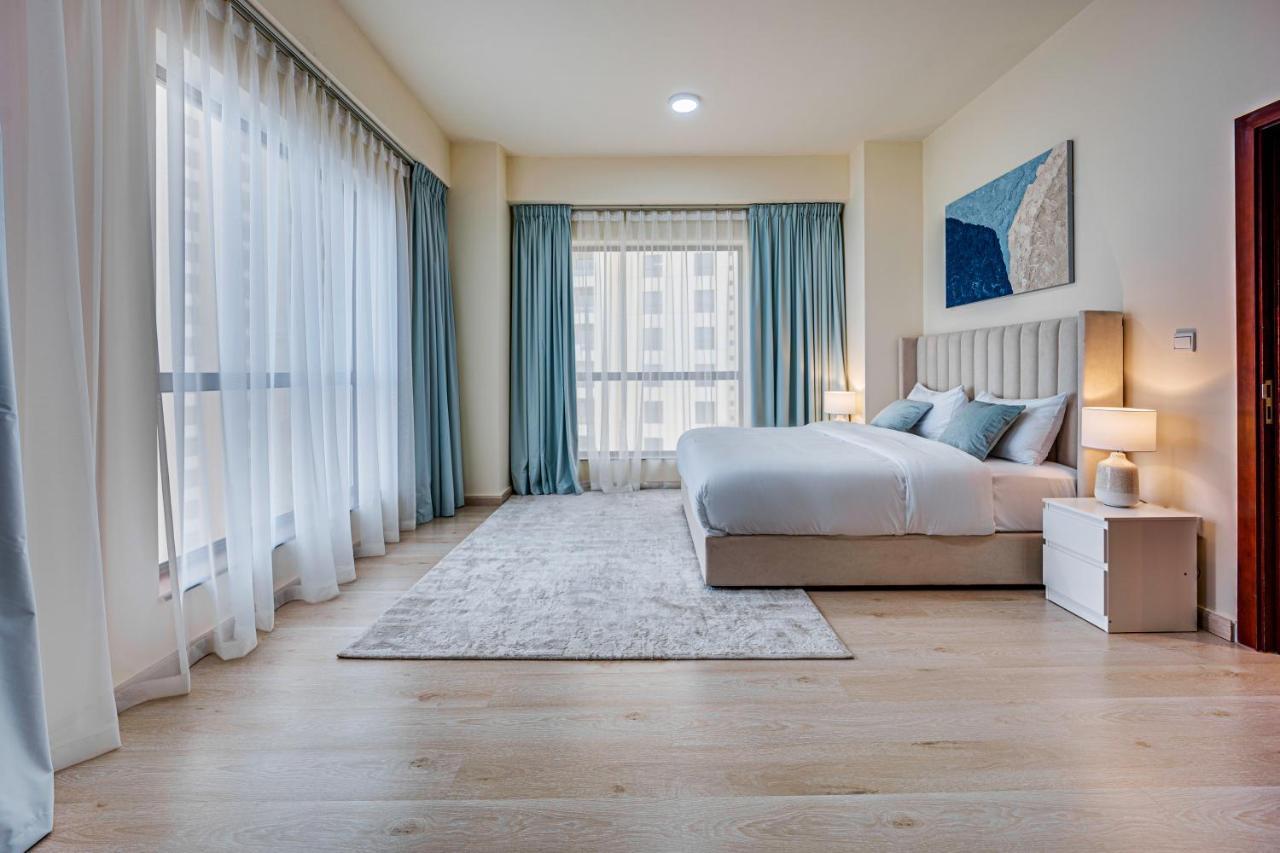 New Sea View Rimal 2bd In Front Of The Apartment