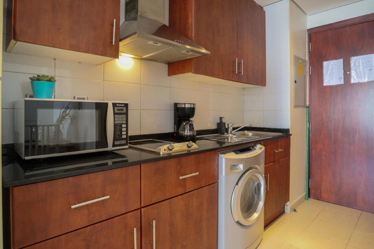 Daire Higuests - Lake-view Studio In Vibrant Area In Jlt *