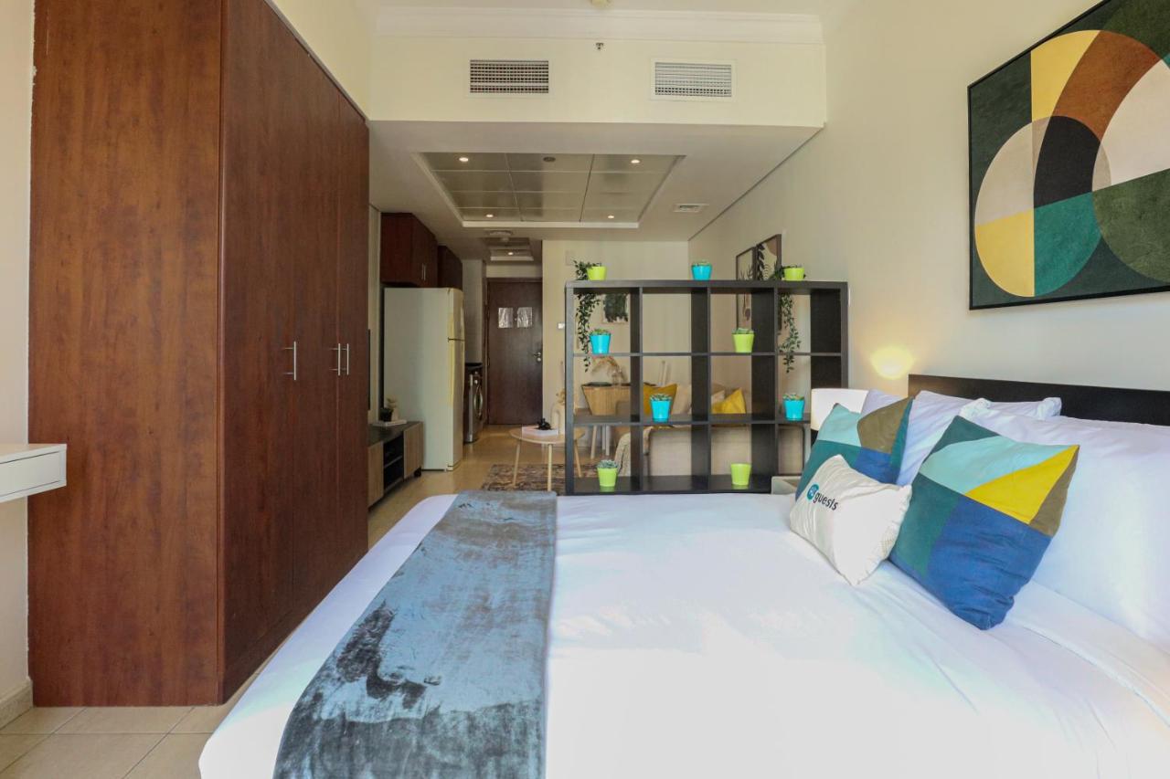 Daire Higuests - Lake-view Studio In Vibrant Area In Jlt *