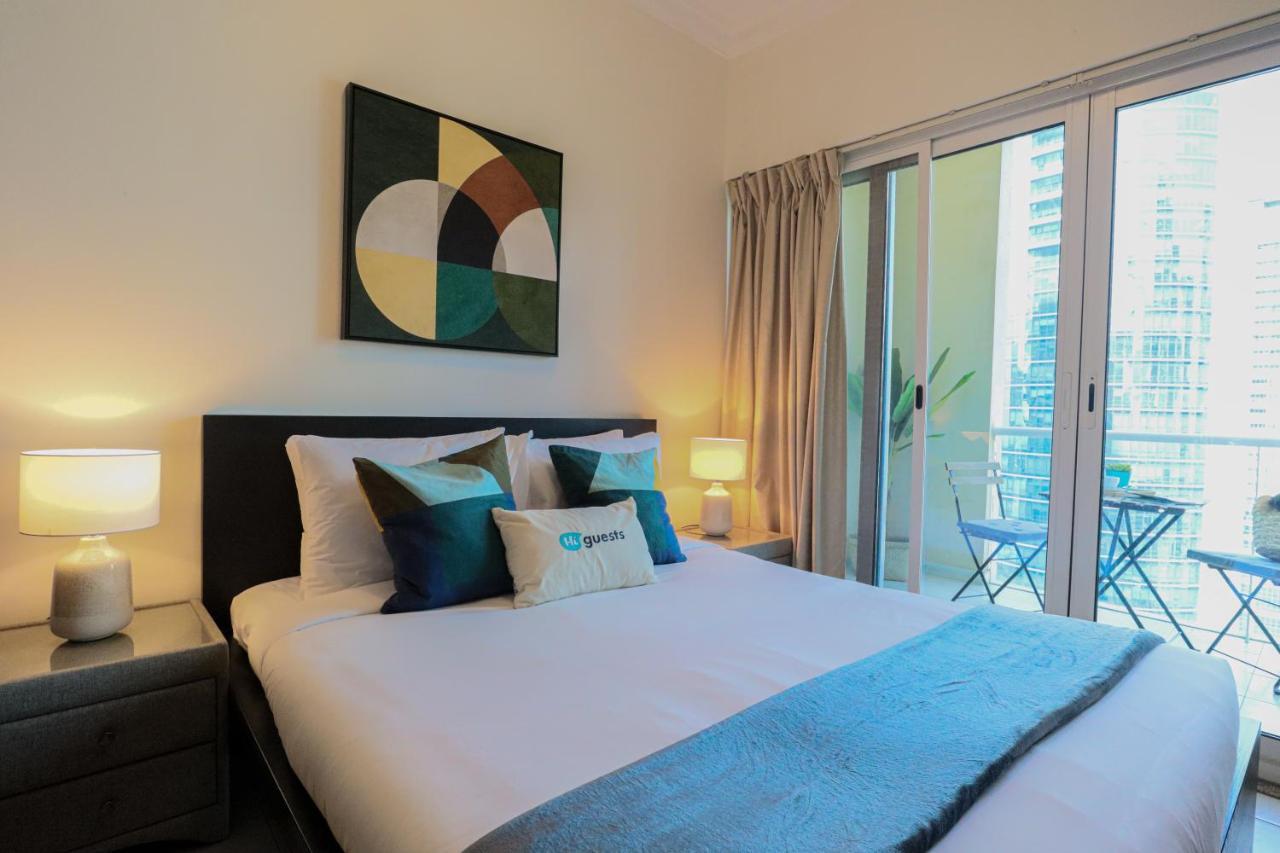 Higuests - Lake-view Studio In Vibrant Area In Jlt Daire