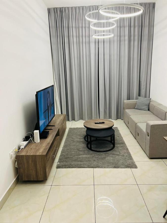 The Square Tower Aparthotel
