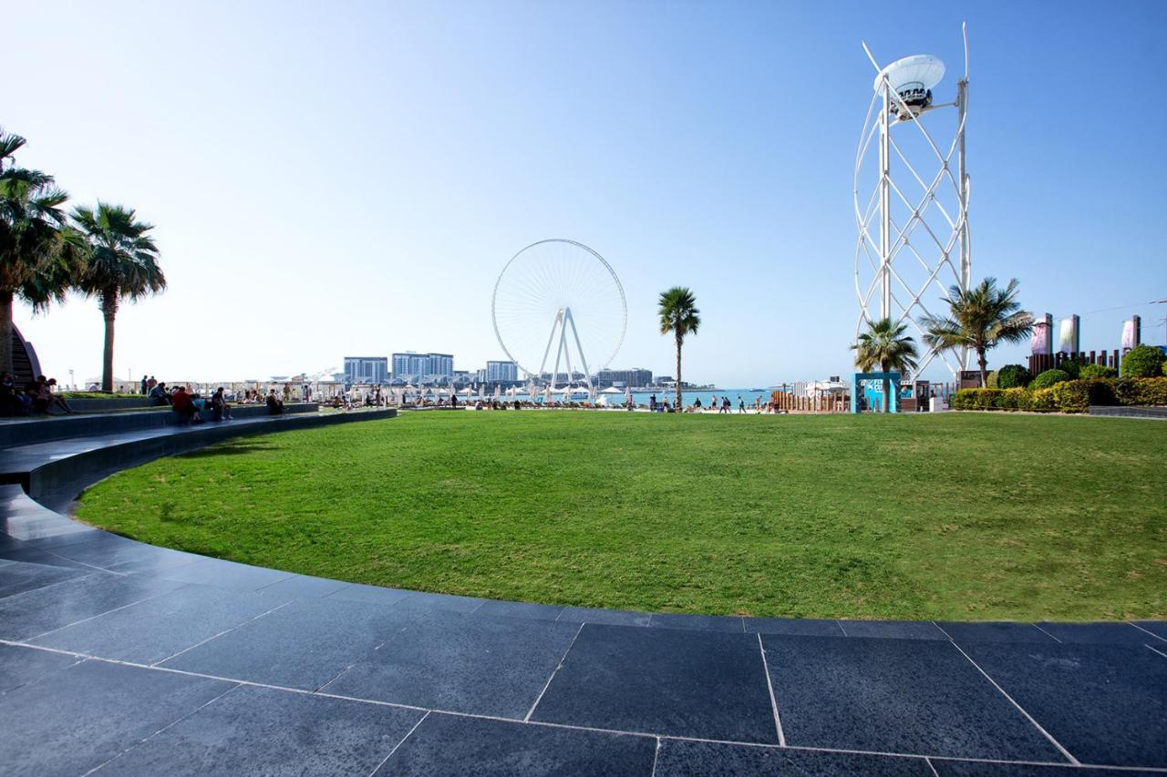 New Sea View Rimal 2bd In Front Of The Apartment Dubai