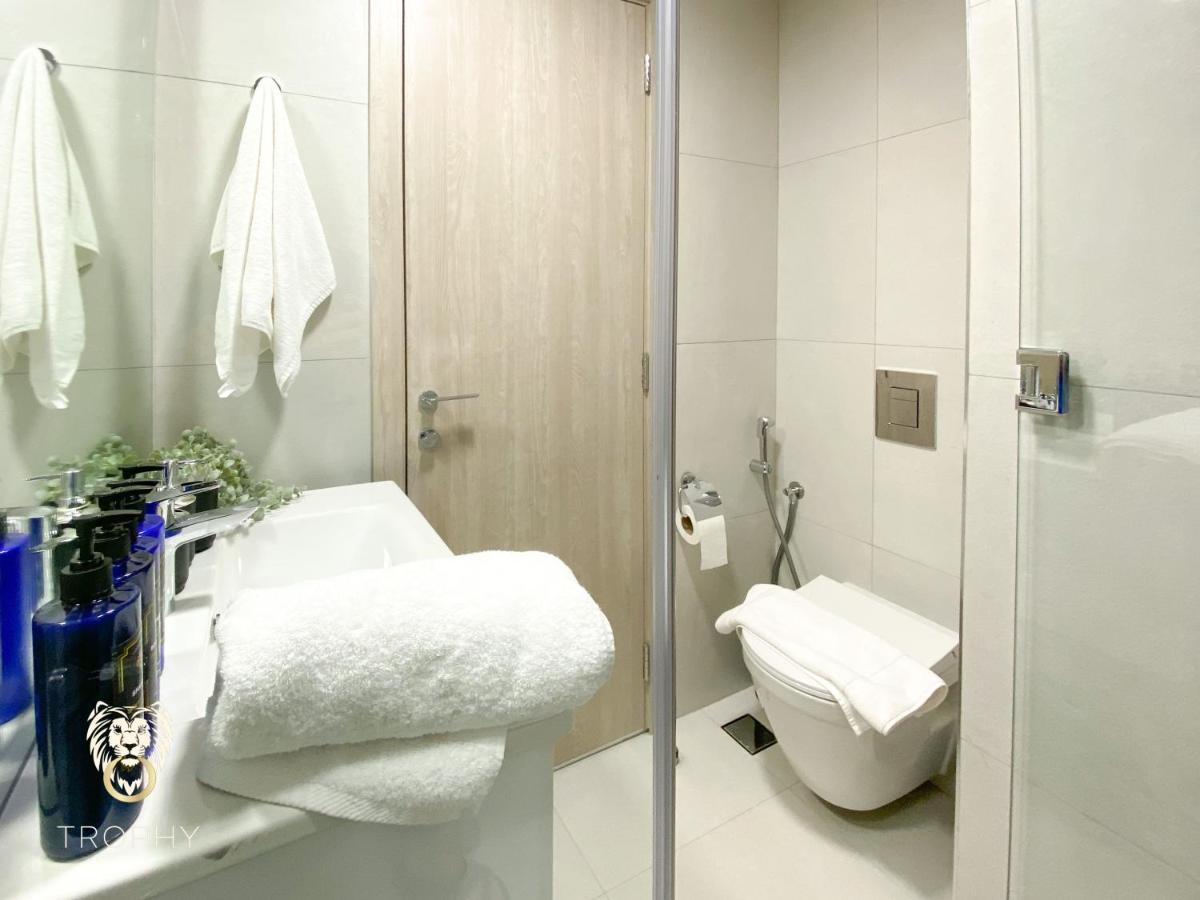 Stylish In Jvc With Contemporary