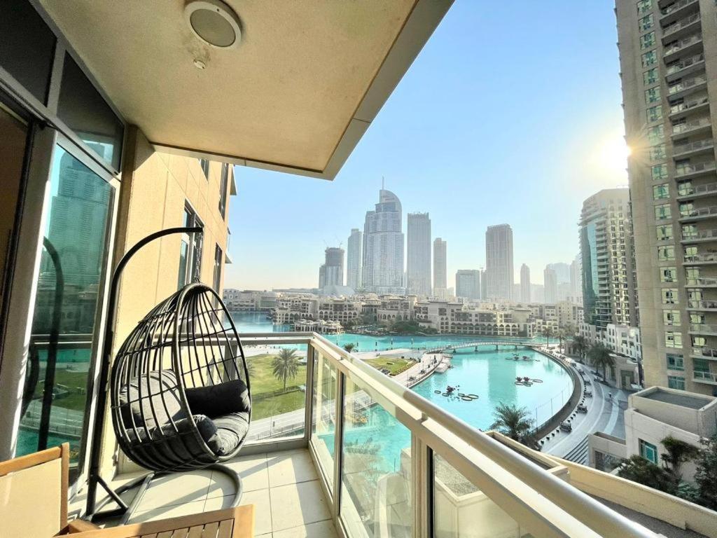 Bright & Shine Rose 1bdr Fountain View Apartment *