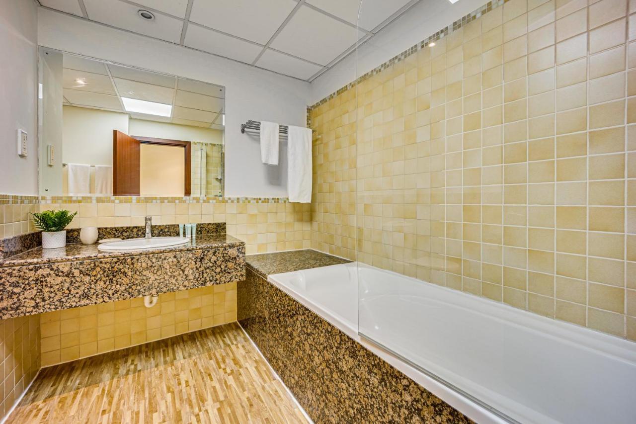 New Sea View Rimal 2bd In Front Of The Apartment *