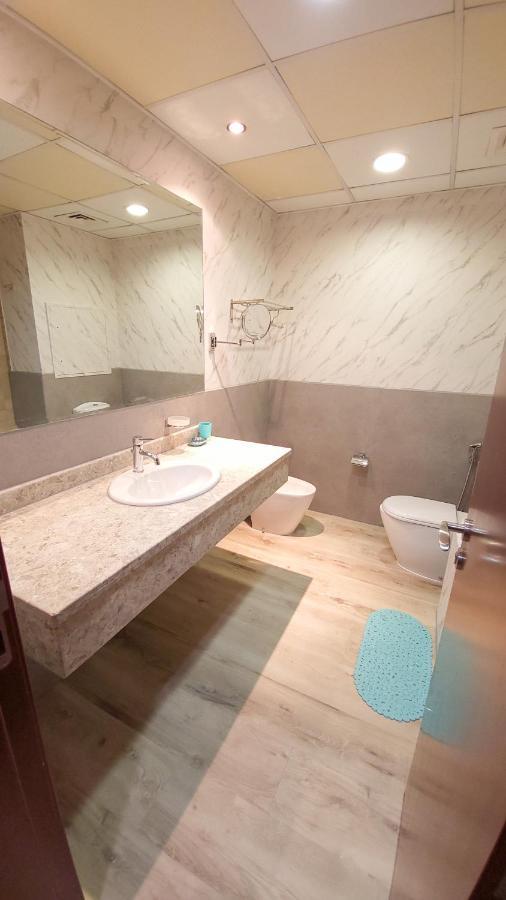 Homes Apartment *