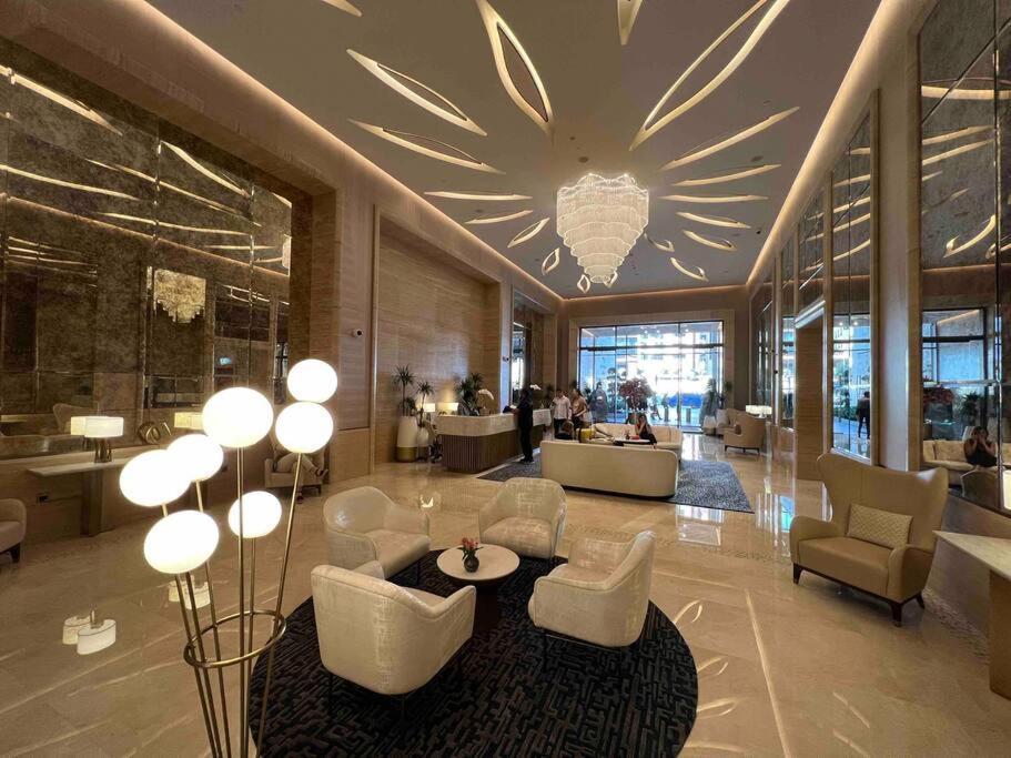 Palm Tower St. Regis Amazing View High-end Dubai