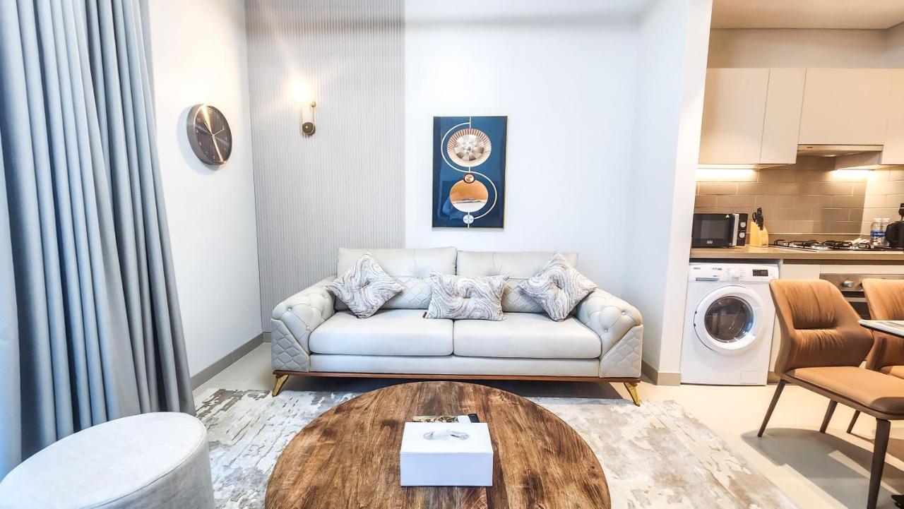By Latinem Luxury 1br Cv B905 Near Burj Khalifa Apartment *