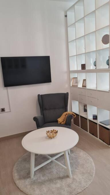 Marina, Ferienwohnung, Studio, Liv Apartment *