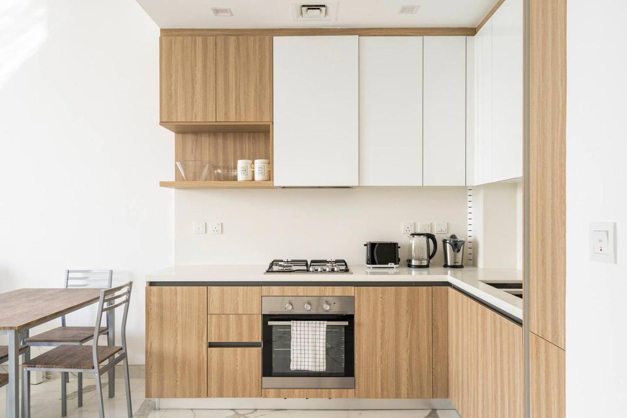 Luxurious 1-bedroom In Hills Apartment