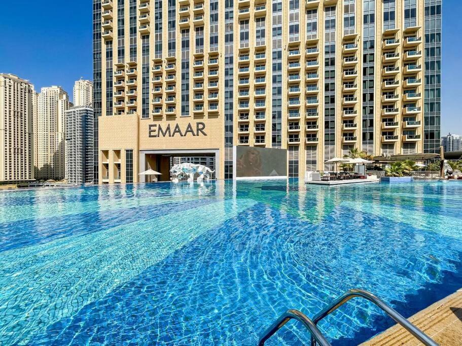 Jw Marriott Marina Daire Dubai