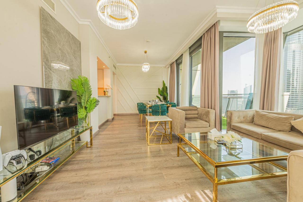 First Class 3br With Full Burj Khalifa And Fountain View Dubai