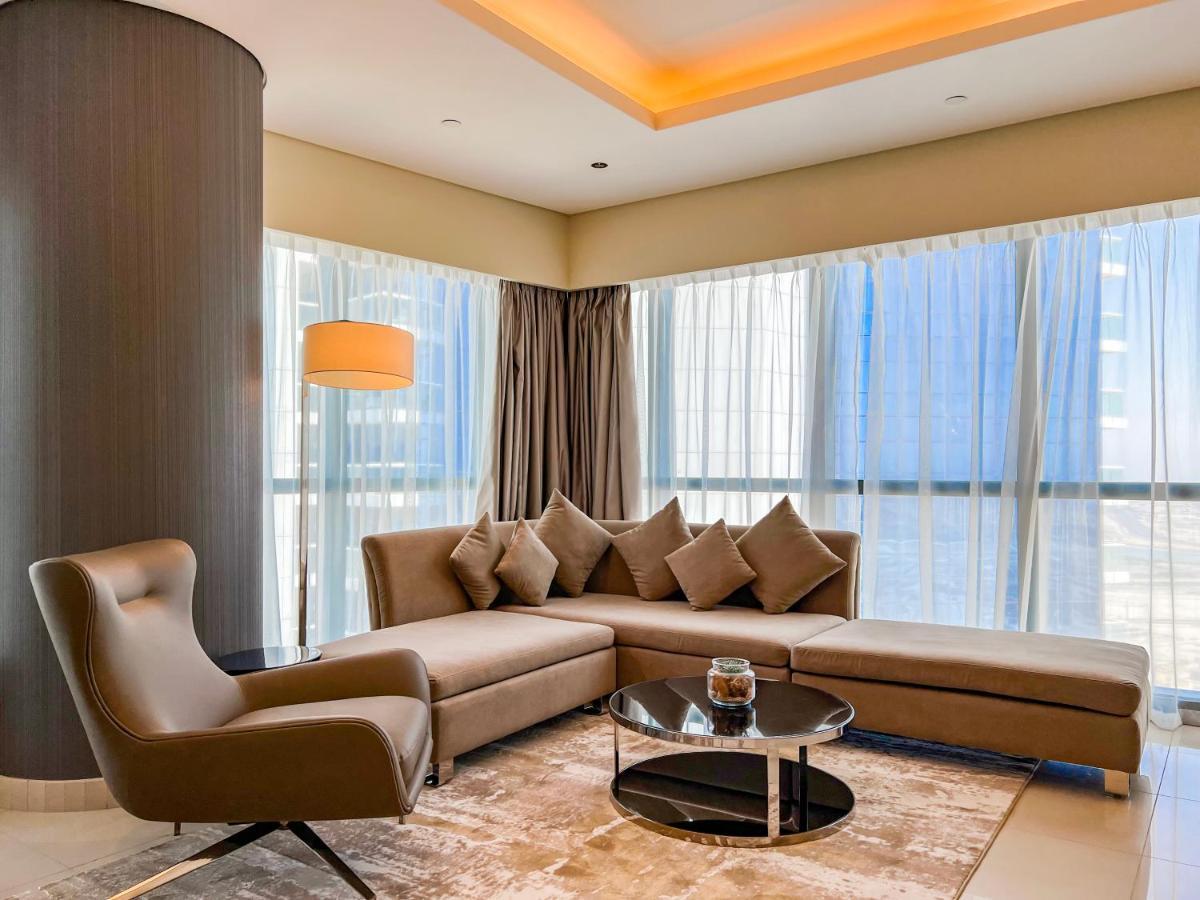 Luton - Damac Paramount 2br High Floor, Business Bay, 61ab06 *