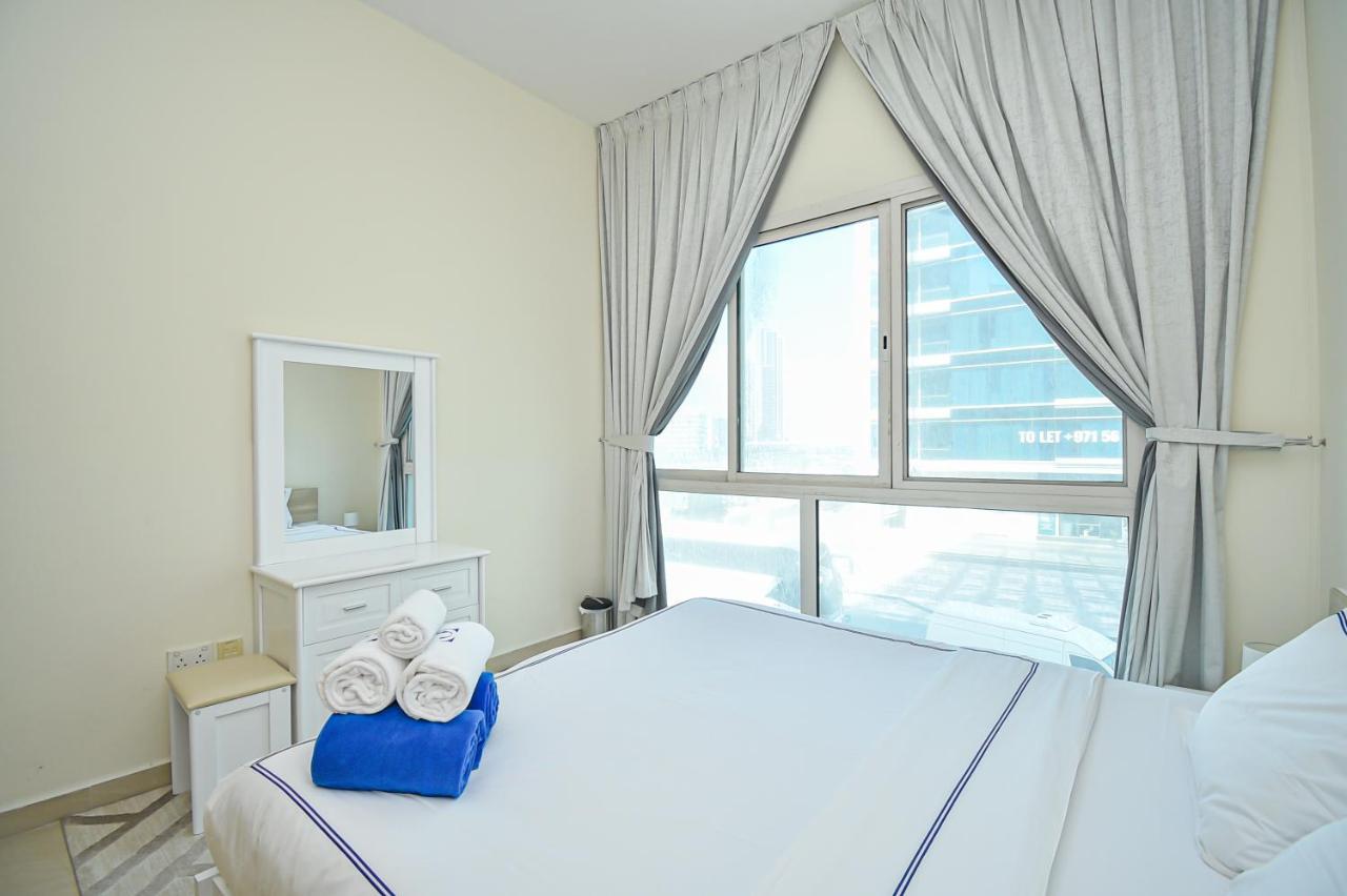 Luxury Escapes - Cozy 1 Bedroom With Study In Marina Park Tower * Dubai