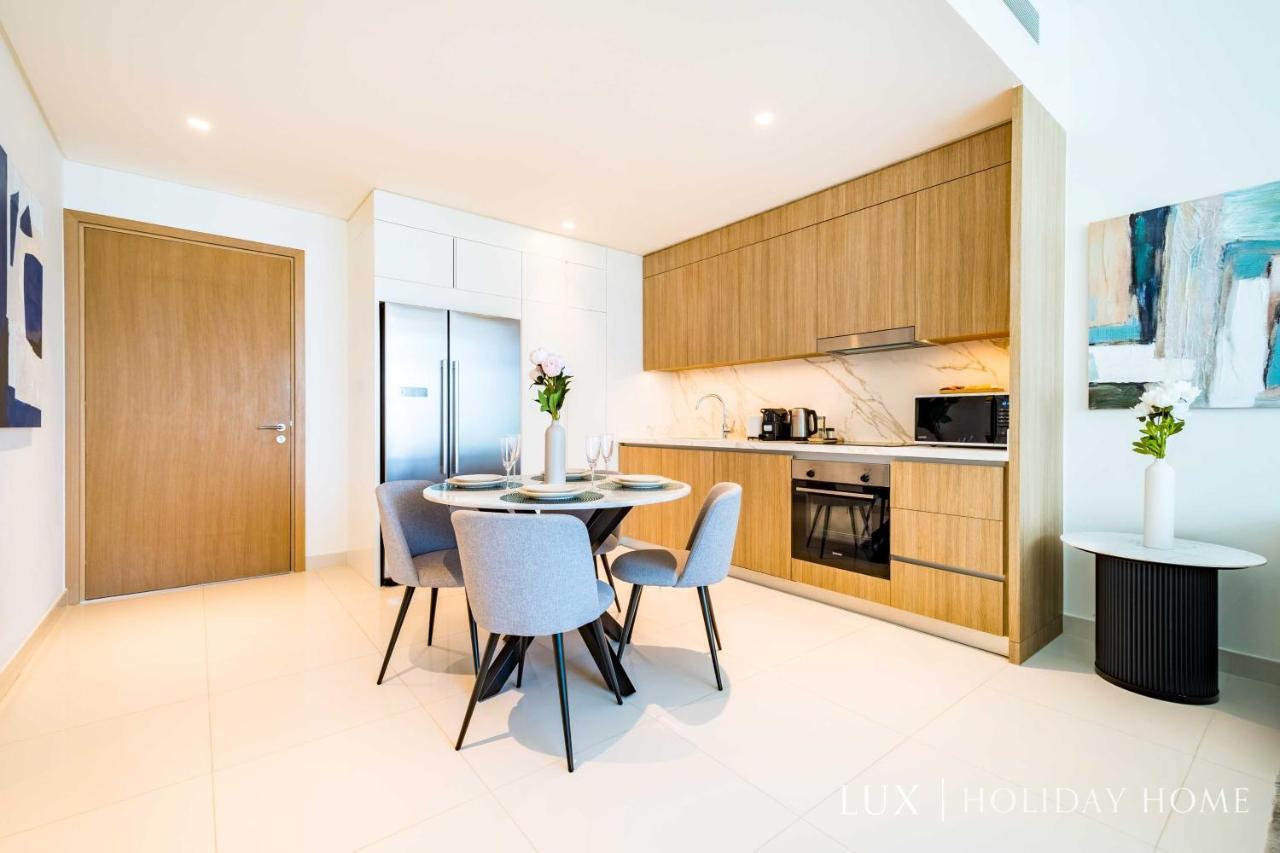 Lux - The Luxury Sunspot Beach Apartment