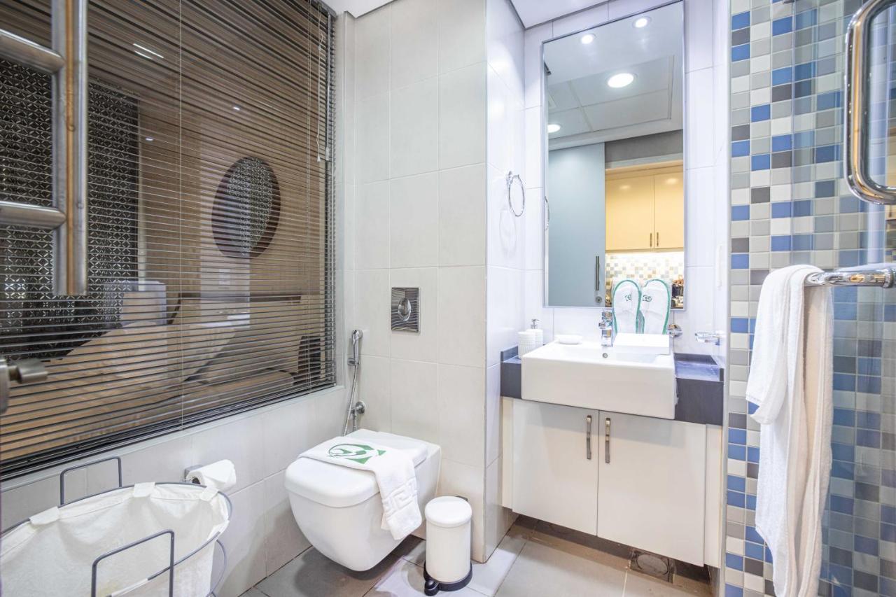 Deluxe In Palm Views East At Palm Jumeirah By Pk Holidays Apartment Dubai