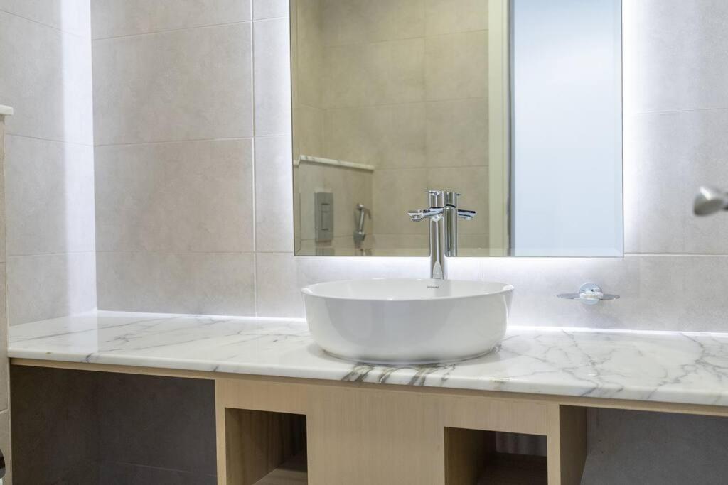 La Dolce By Suiteable Interiors Apartment