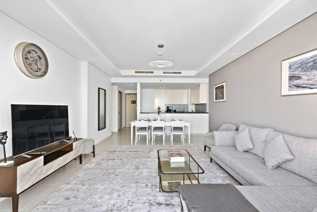 Stonetree - Paramount Tower Hotel&residences 2 Bedroom - Amazing View Apartment
