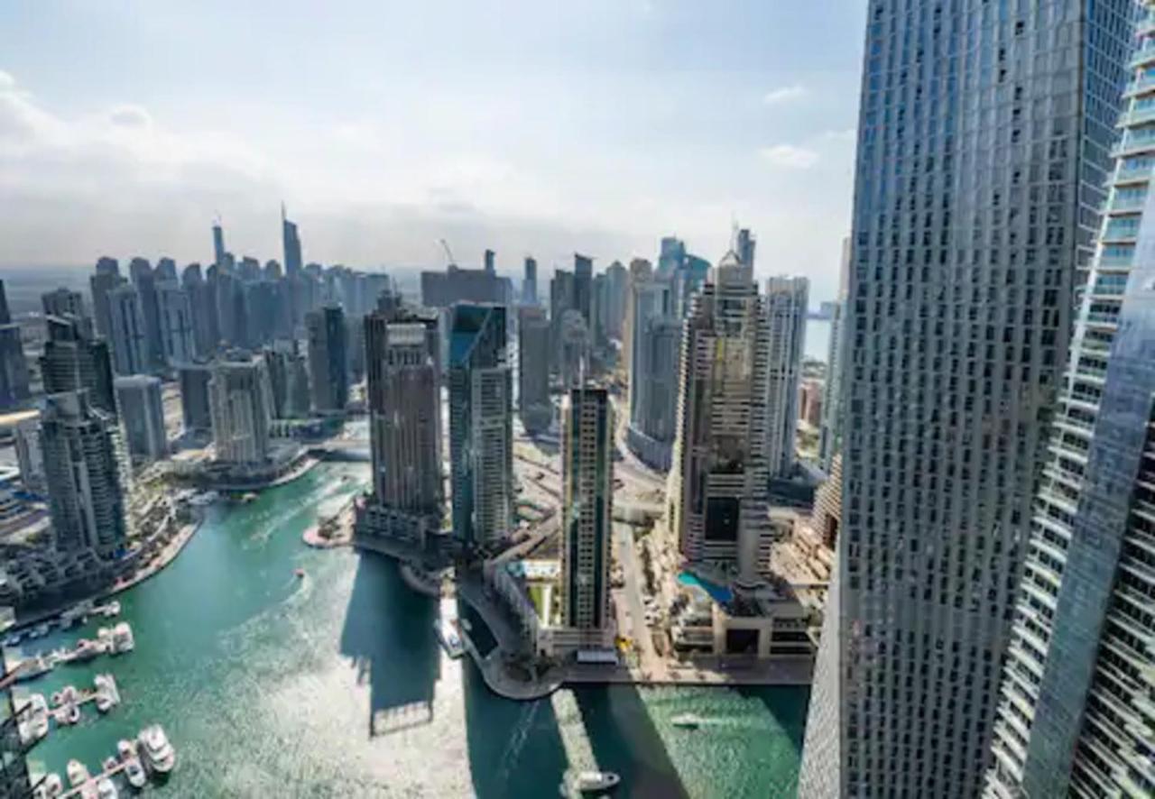 Mesmerizing 1br Full Marina View At Marina Gate Apartment