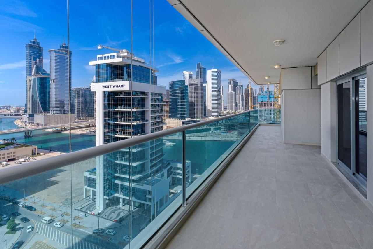 Apartment Large Group Canal View Near Mall *