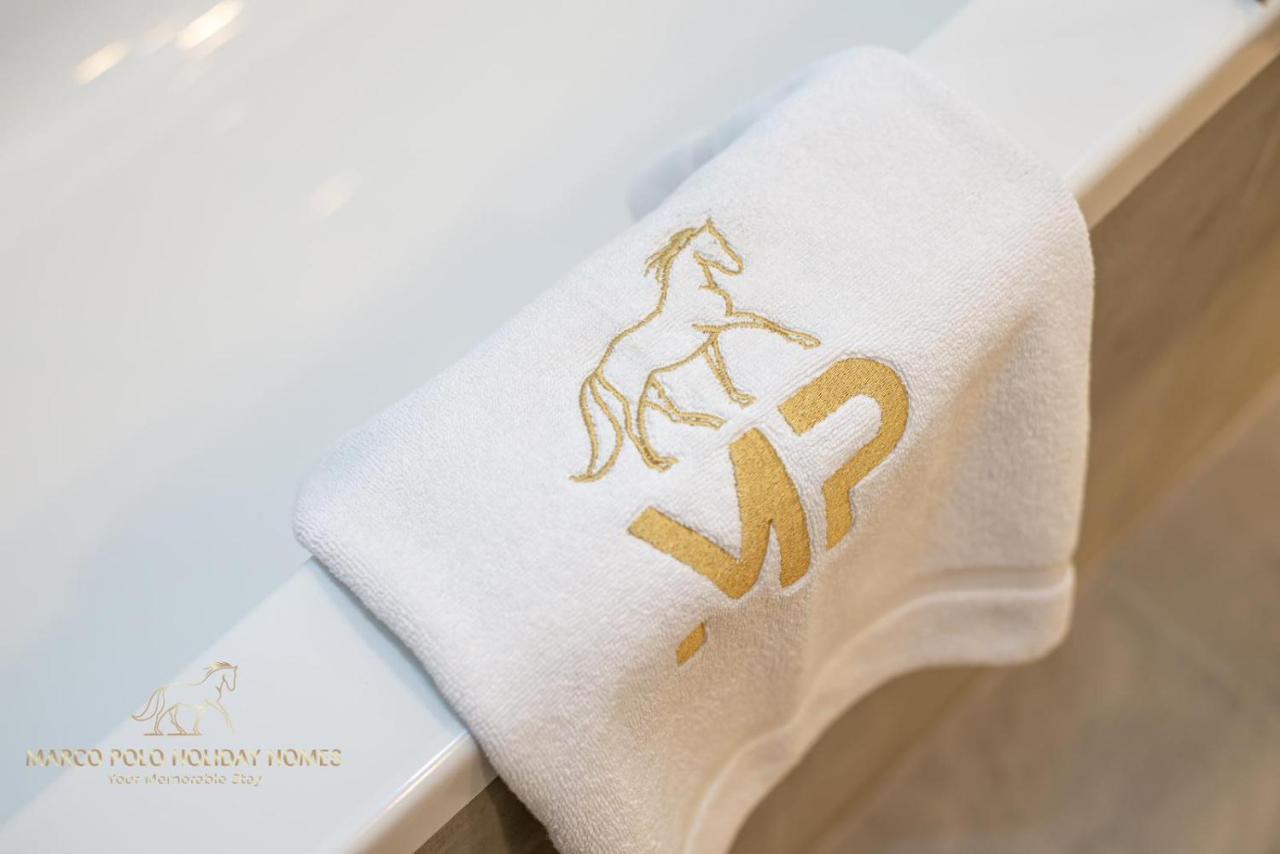 Marco Polo - Stunning 2 Bedroom With Marina Views, Huge Pool & Gym Apartamento