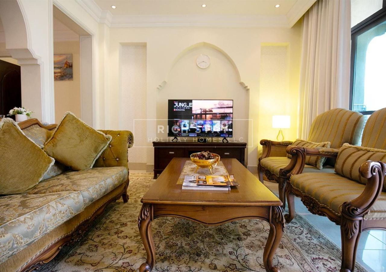 Incredible 2br Apartment, Downtown With Burj & Mall View By Rich Daire *