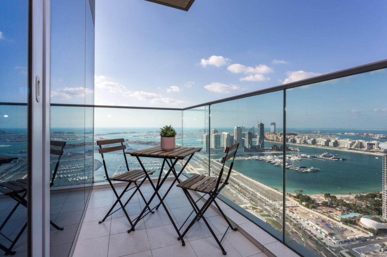 Apartment Damac Heights Tower Apartment. Podium Level - Fendi Design.