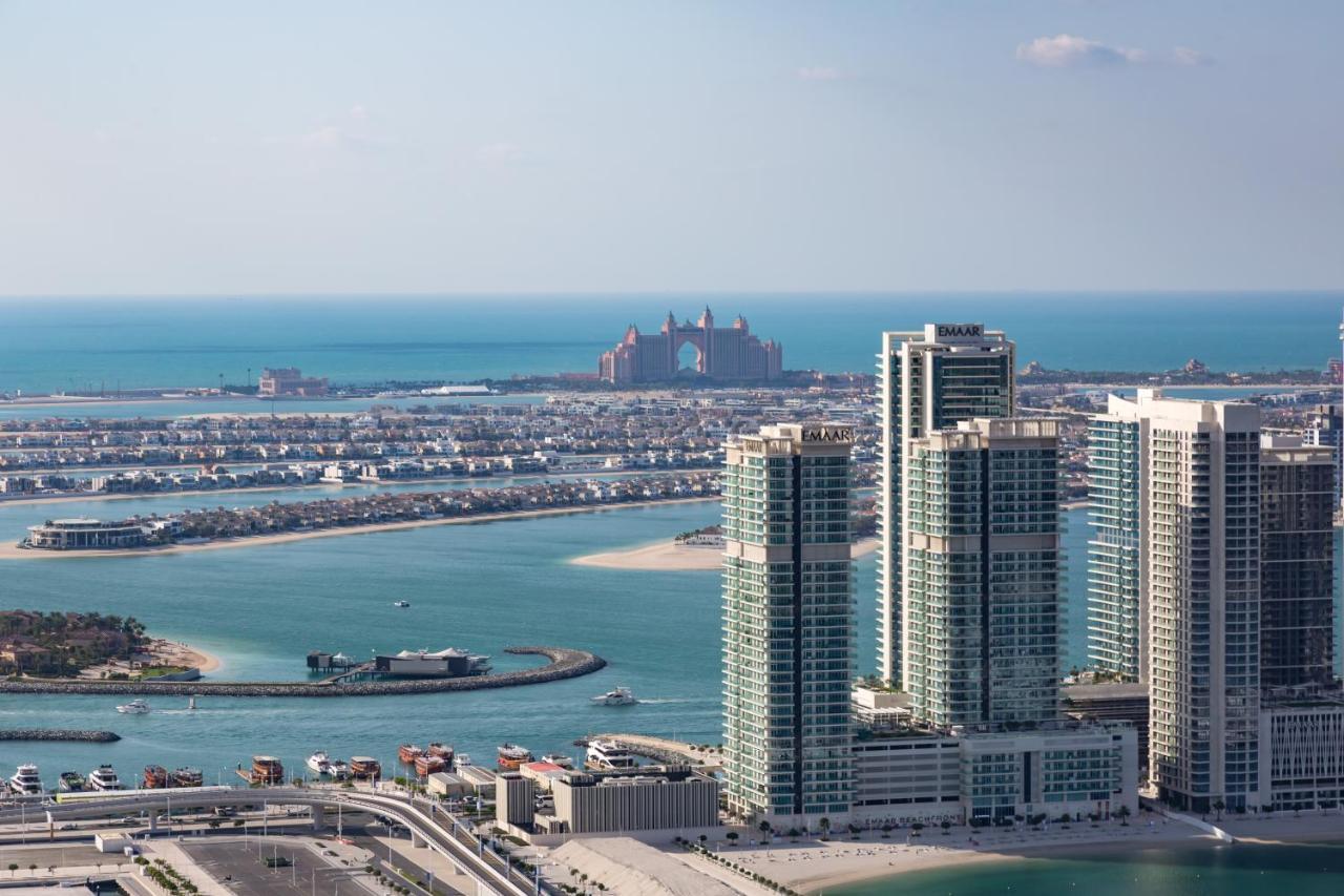 Apartment Damac Heights Tower Apartment. Podium Level - Fendi Design. Dubai