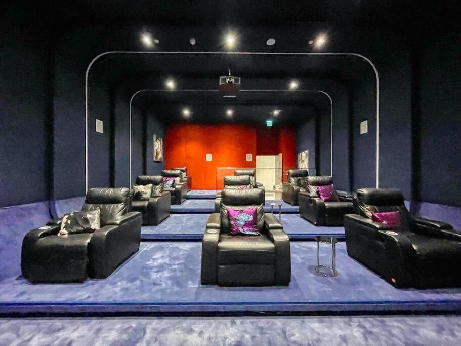 Apartment Damac Heights Tower Apartment. Podium Level - Fendi Design. *