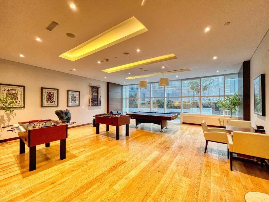 Damac Heights Tower Apartment. Podium Level - Fendi Design. * Dubai