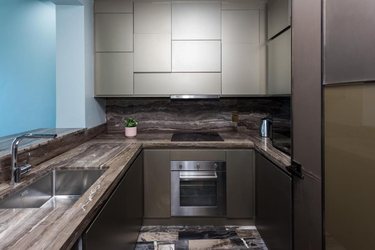 Damac Heights Tower Apartment. Podium Level - Fendi Design. Apartment