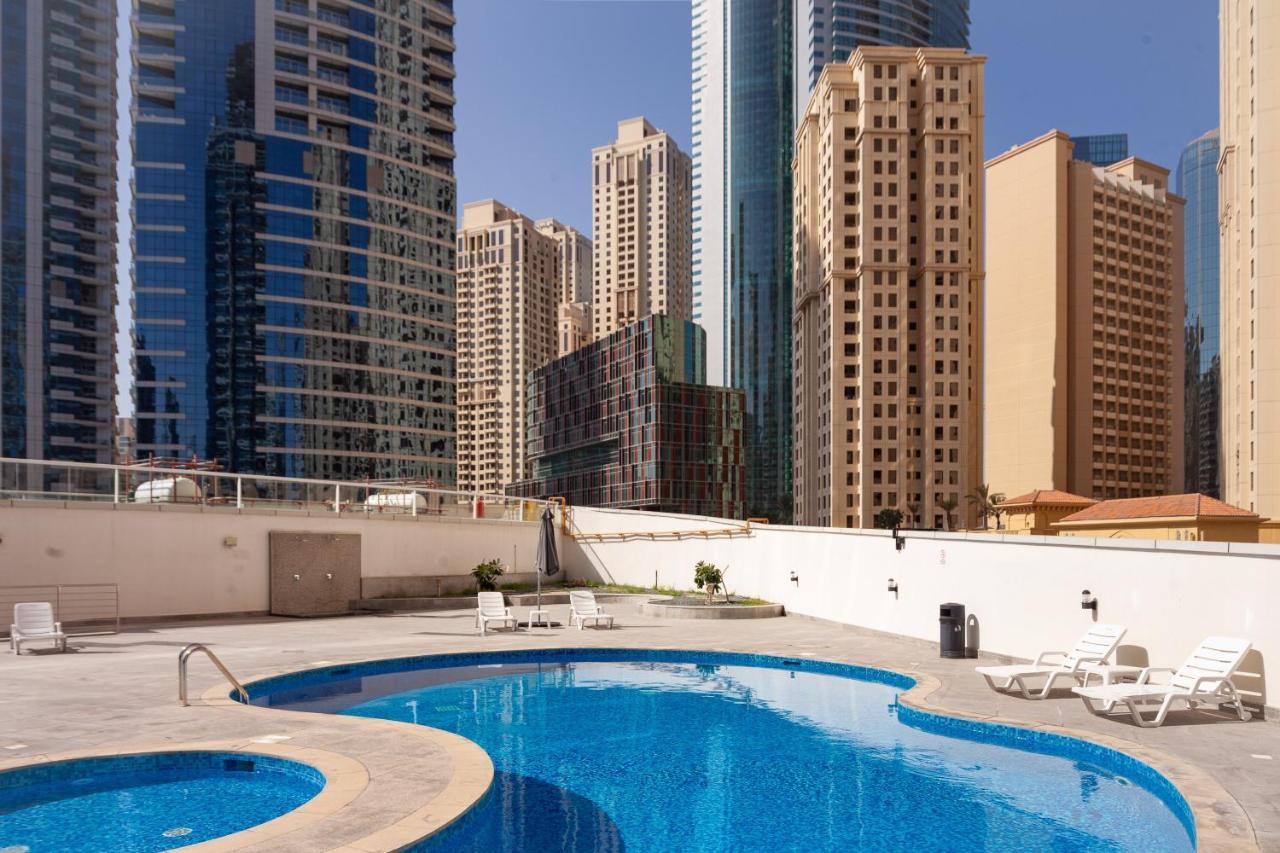 Waves - Charming Apt With Balcony, Minutes From The Apartment *