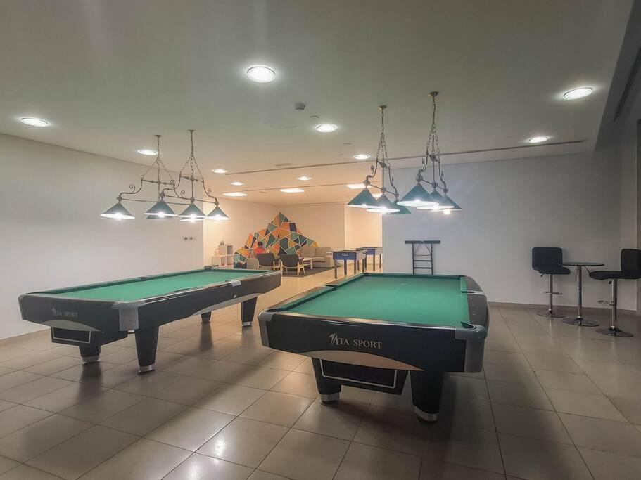 Marina Heights, 2 Bedroom Daire *