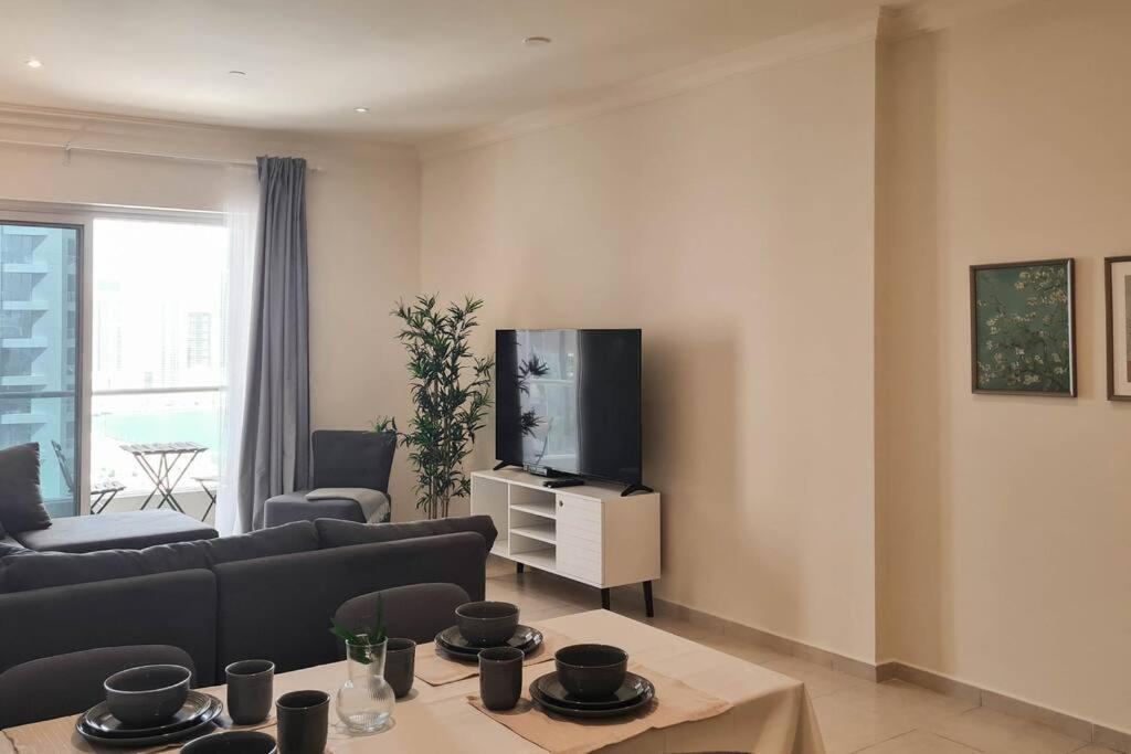 Marina Heights, 2 Bedroom *