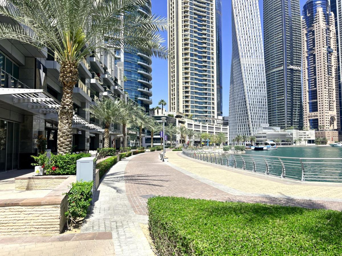 Apartment Newly Renovated Marina & Sea View Family