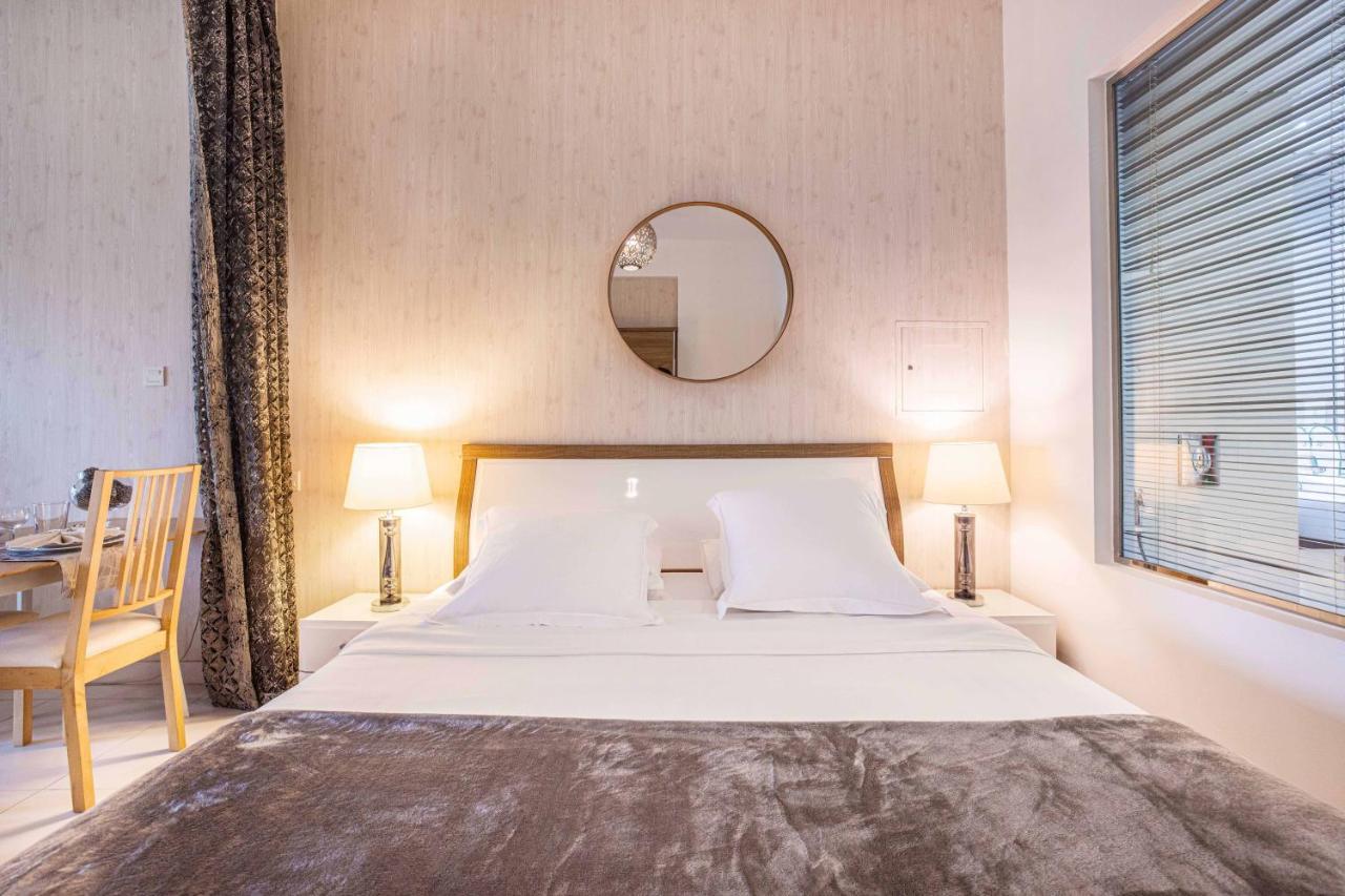 Deluxe In Palm Views East At Palm Jumeirah By Pk Holidays Apartment