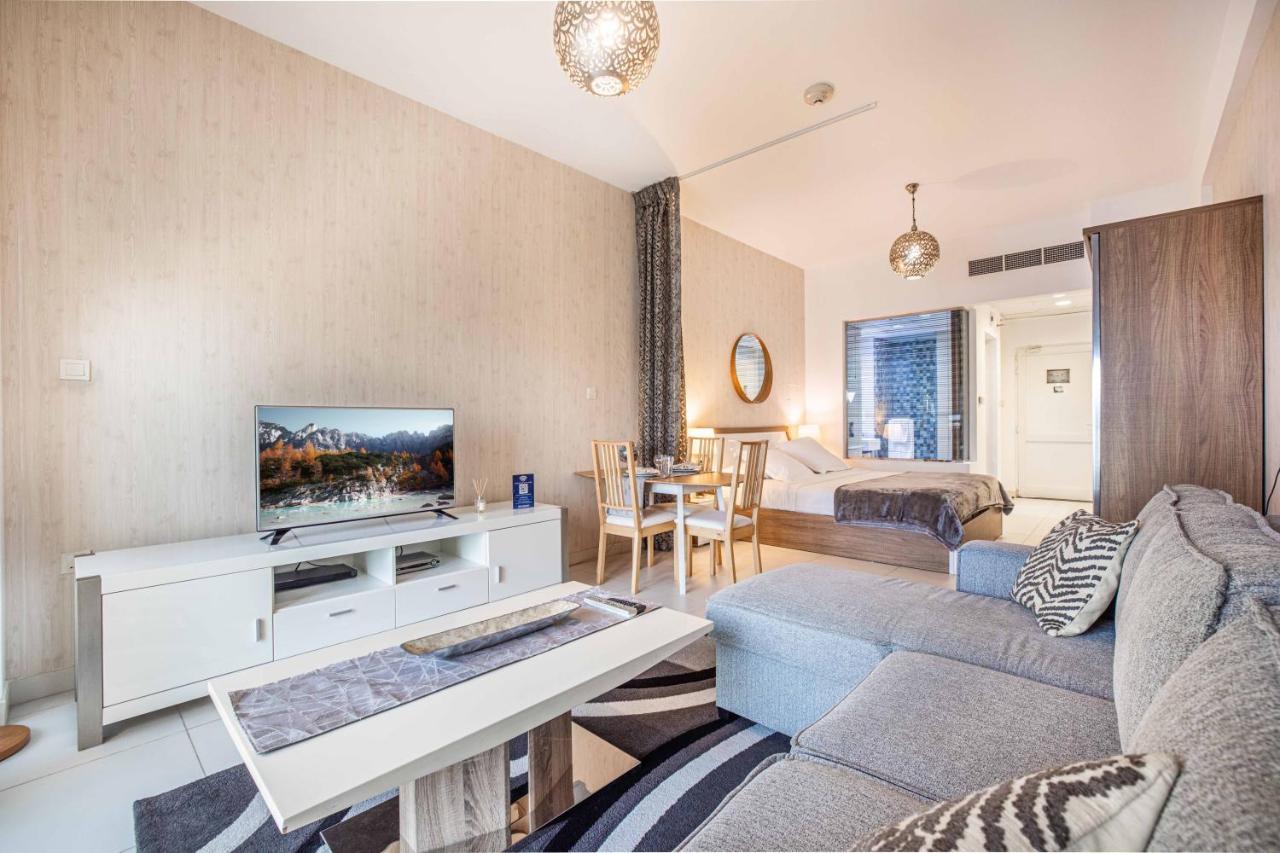 Deluxe In Palm Views East At Palm Jumeirah By Pk Holidays Apartment Dubai