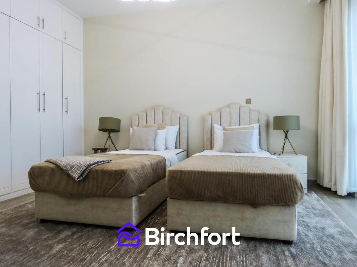 Birchfort - Newly Renovated Huge 2 Bedroom Daire Dubai