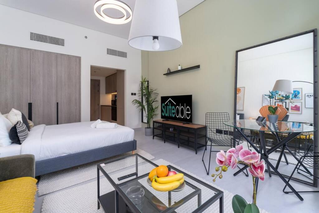 Eclectic With Terrace In Oxford Blvd Jvc Apartment *